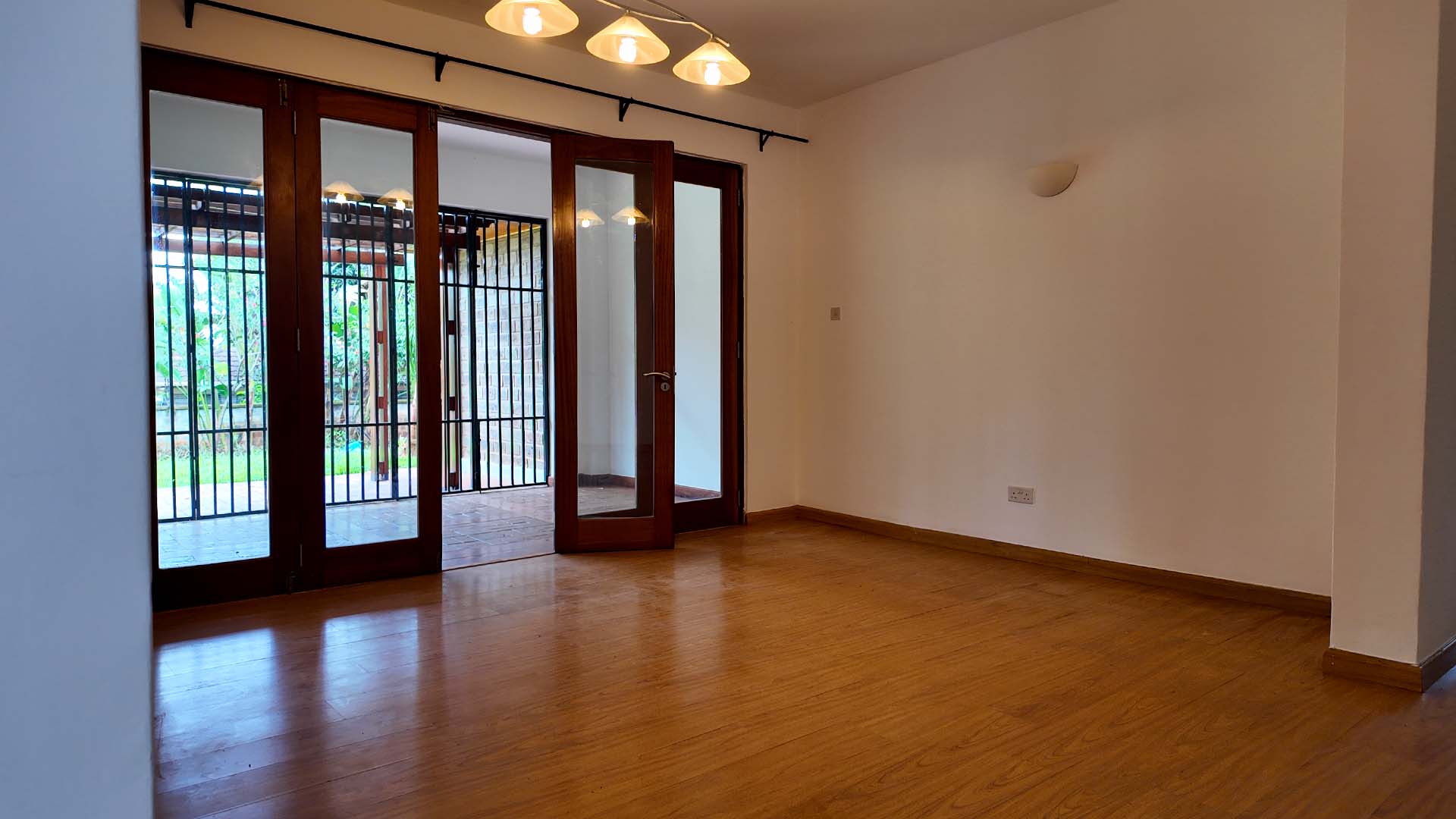 The Royal Heights - 3